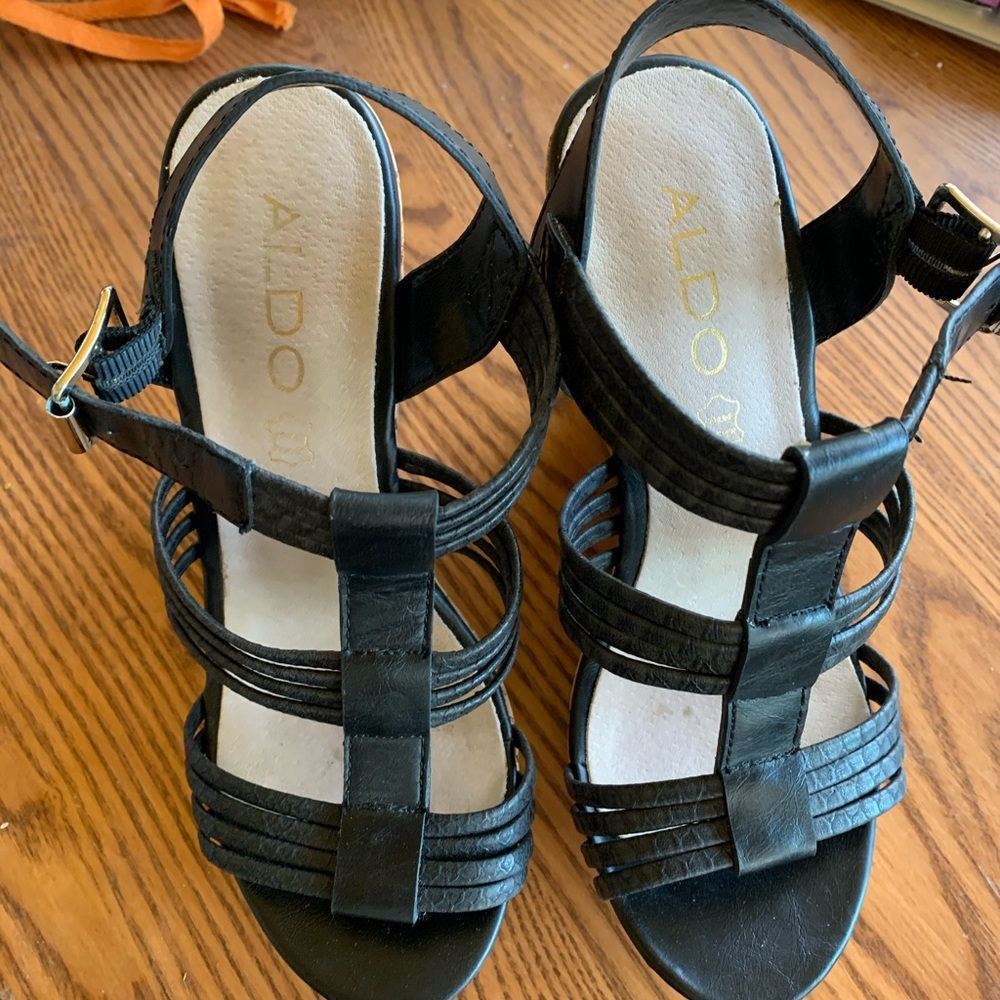 Aldo Wedges